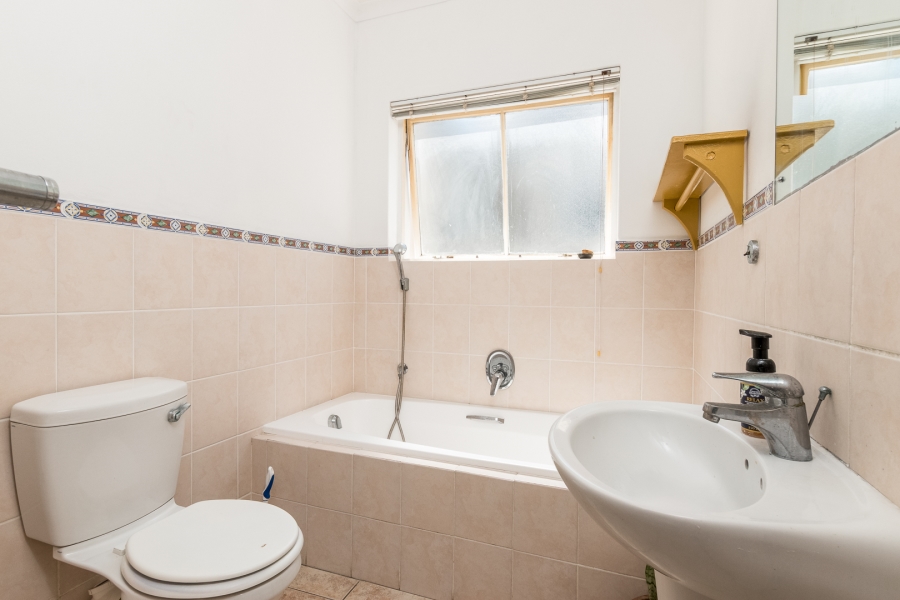 2 Bedroom Property for Sale in Zevenzicht Western Cape